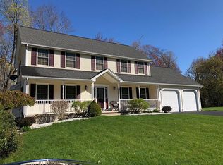 48 Angelica Dr, Springfield, MA 01129