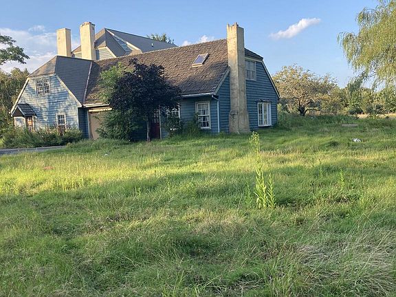 4th image of 327 Geigel Hill Rd
