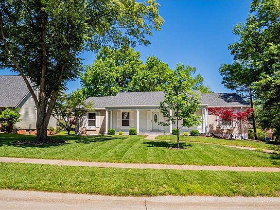 2nd image of 15669 Dresden Lake Ct