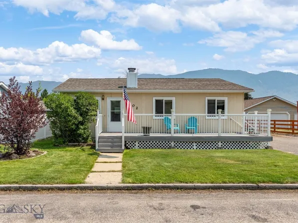 102 Star Ln, Butte, MT 59701