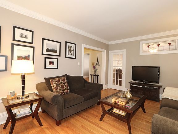 4th image of 222 N Oak Park Ave APT 1R