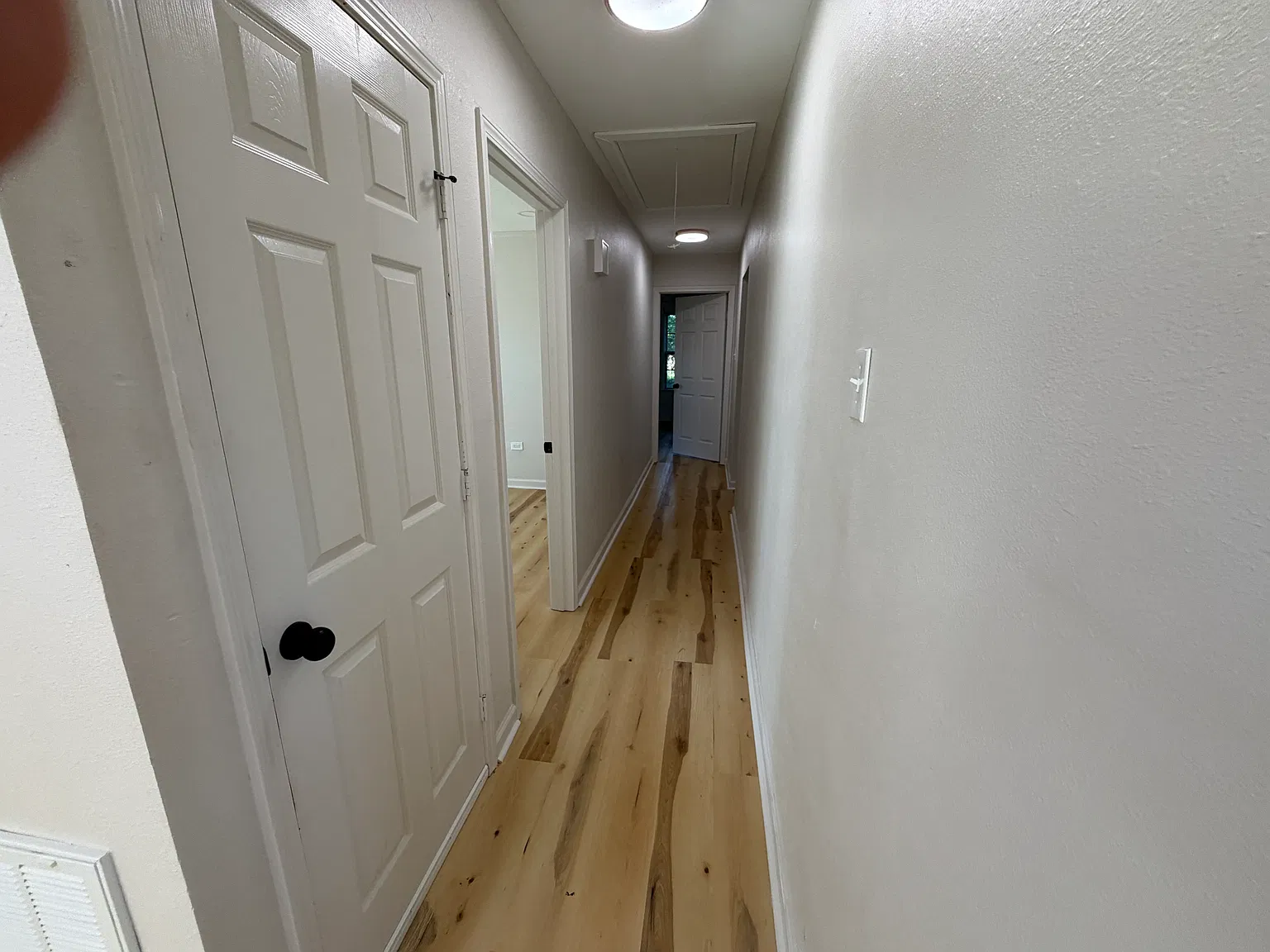 4 bed, 1950 sqft, $2,150 — Photo 4
