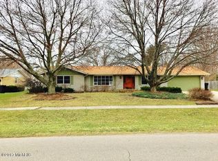 4126 Browning Dr, Saint Joseph, MI 49085