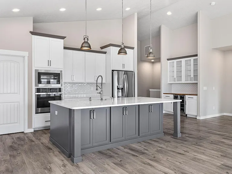 4740 W Derek Ave — Photo 4