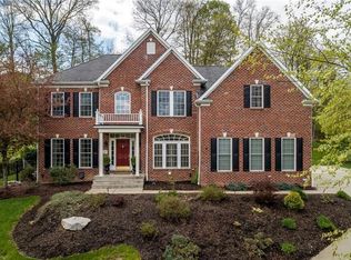 302 Bunker Hill Dr, Canonsburg, PA