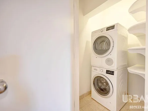 10 West 74th Street image 11 of 18