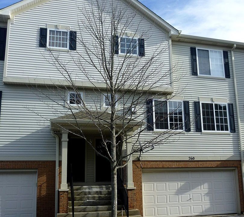 Maintenance free!  Great area, close to walking Path