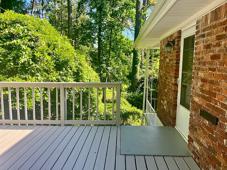 1490 N Druid Hills Rd NE — Photo 15