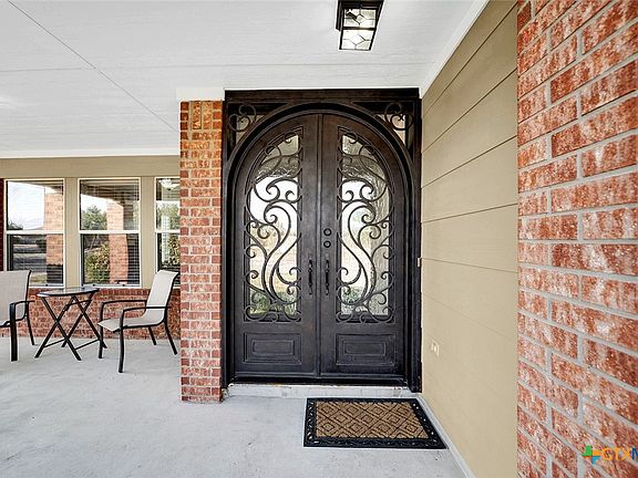 3rd image of 113 Endeavour