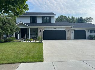 3856 Mission St NW, Grand Rapids, MI 49534