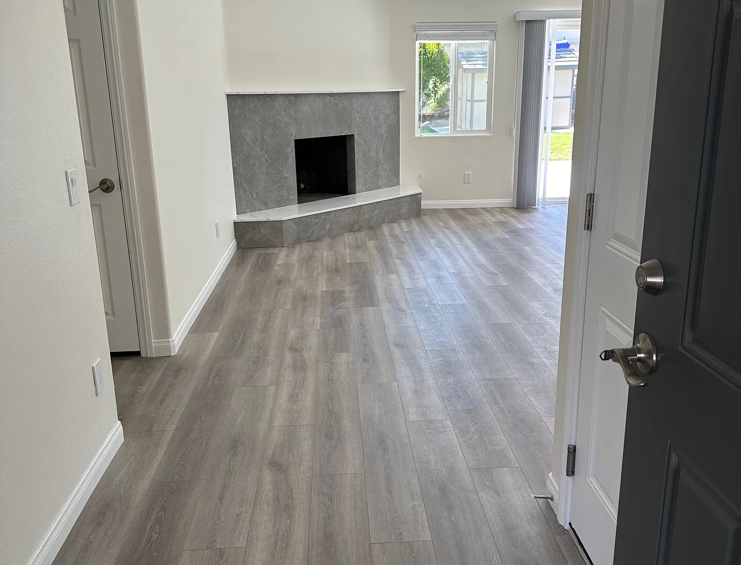 3 bed, 1309 sqft, $3,500 — Photo 3