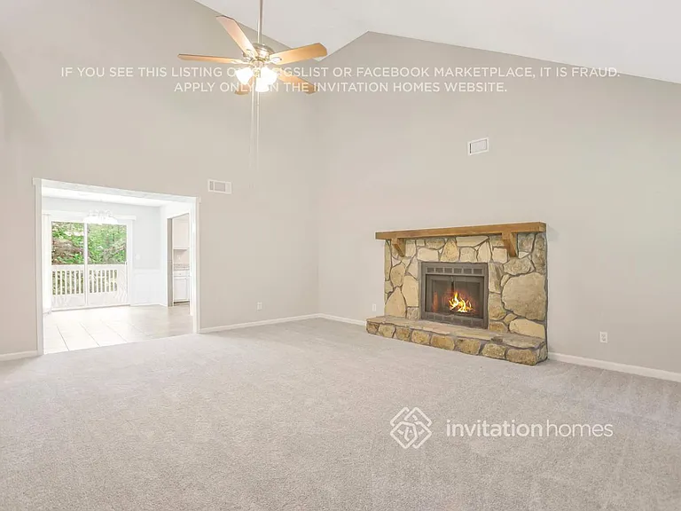1356 Gray Rock Dr — Photo 7