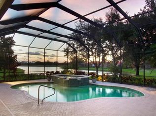 574 Wedgewood Way, Naples, FL 34119