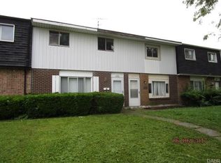 1974 Larkswood Dr, Dayton, OH 45417