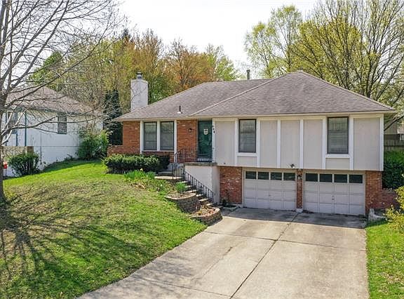 2nd image of 408 NE Corsicana St