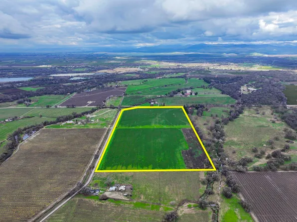 17027 E Annadale Avenue, Sanger, CA 93657