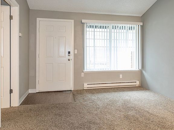 4th image of 1920 SE Larch Ln #E-03-01