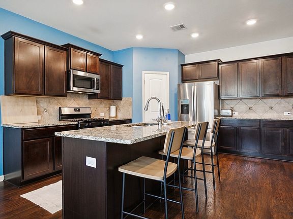5th image of 75176 Crestview Hills Loop