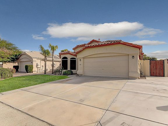 2nd image of 9625 W Clara Ln