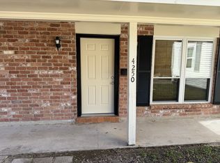 (Undisclosed Address), Baton Rouge, LA 70808