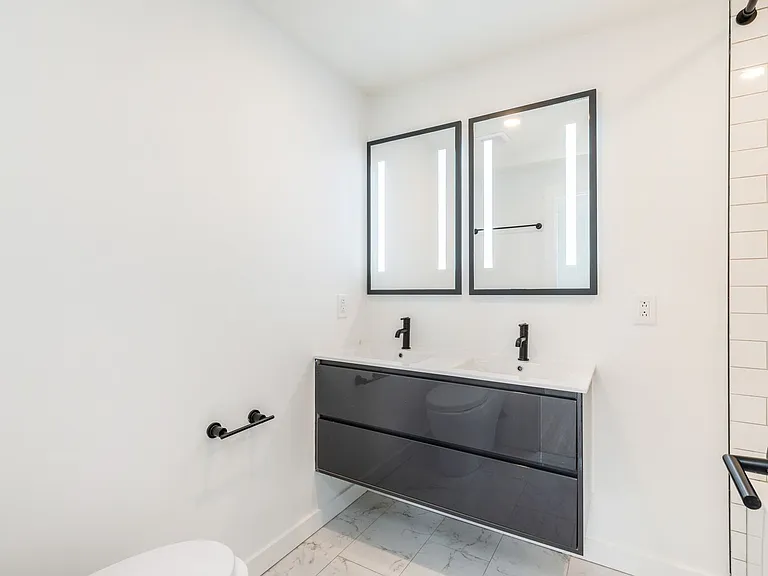 2521 Cecil B Moore — Photo 13
