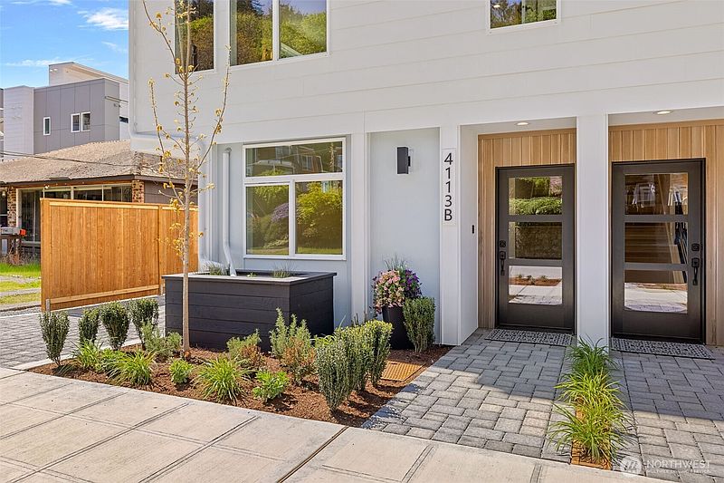 4th image of 4113 Chilberg Avenue SW #B