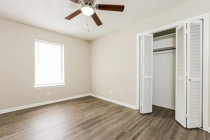 12710 Pleasant View Dr — Photo 14