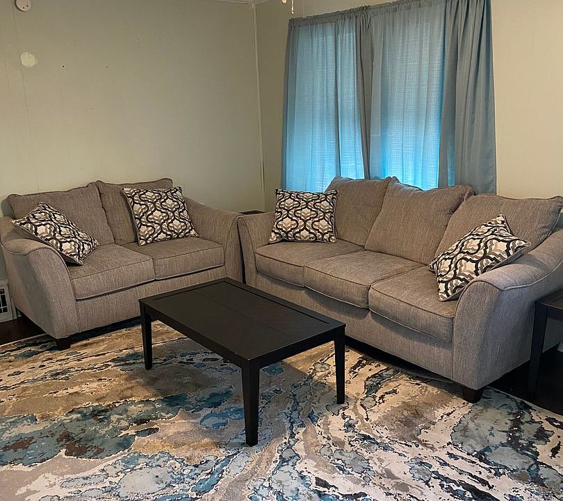 251 Victory Dr, East Alton, IL 62024 | Zillow