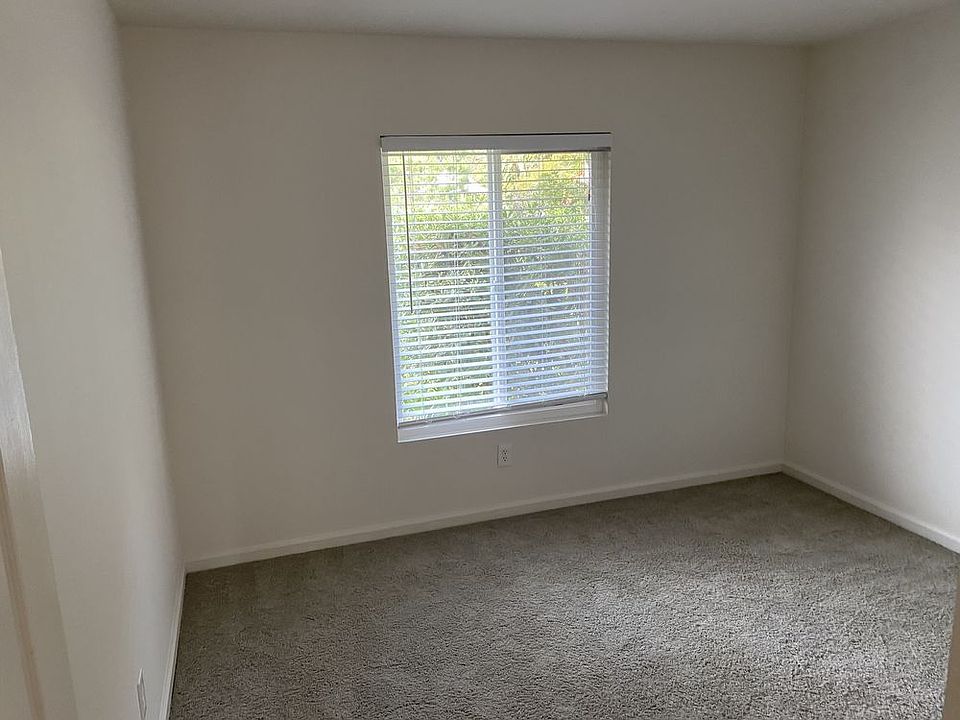 1st image of 4559 Jutland Dr