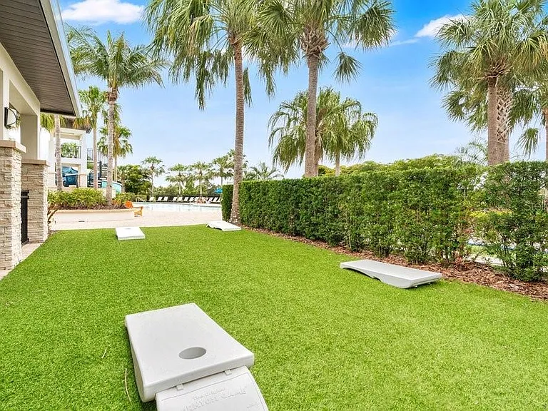 6214 Sea Amber Ln — Photo 43