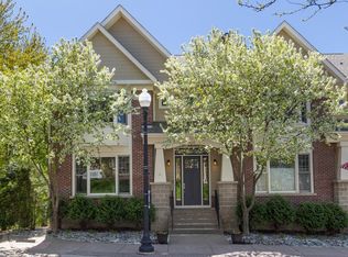 460 3rd St, Excelsior, MN 55331