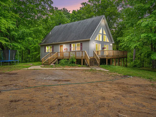 9820 90th Ave, Mecosta, MI 49332