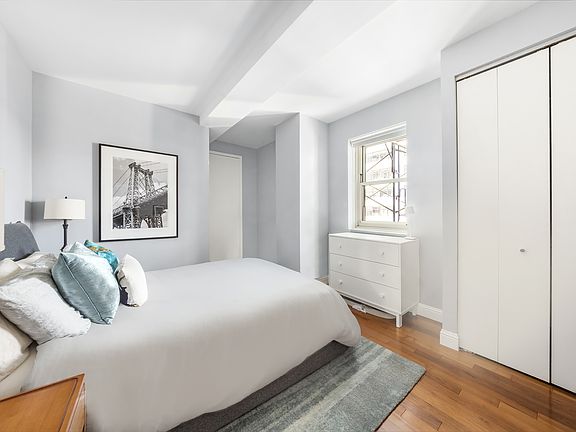 4th image of 88 Greenwich St APT 1808