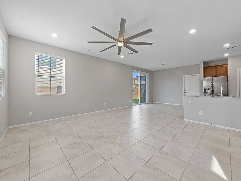 1103 Desert Dome Ave — Photo 7