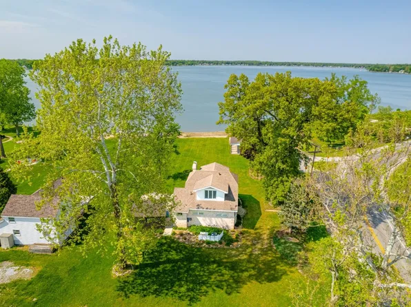5991 S State Road 10, Knox, IN 46534