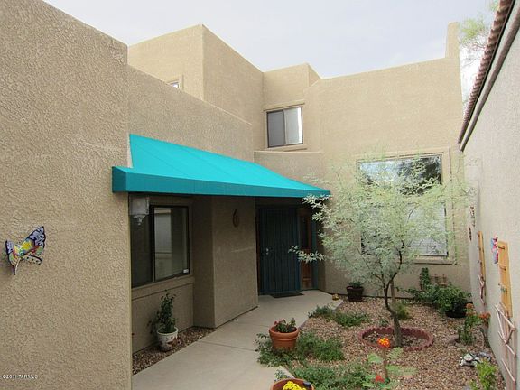 Courtyard Entry