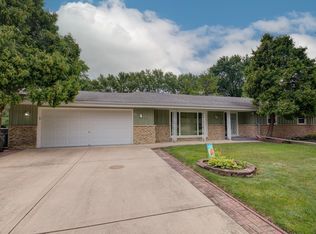 312 N Raven Rd, Shorewood, IL 60404