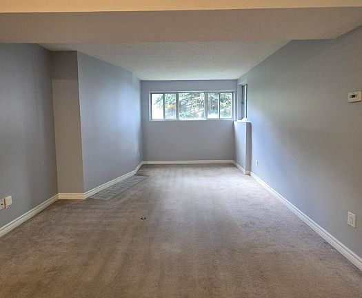 3rd image of 126 Bell Farm Rd
