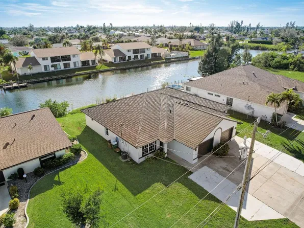 612 SE 14th Ter, Cape Coral, FL 33990