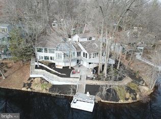 2138 Owls Cove Ln, Reston, VA 20191