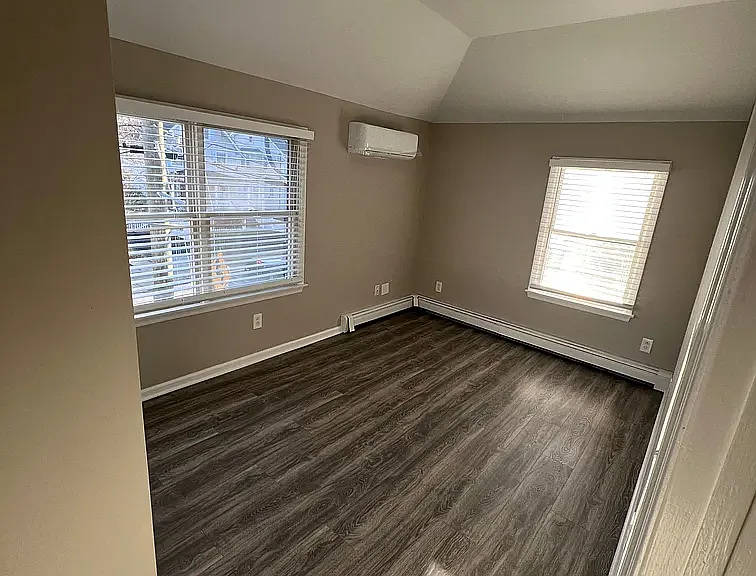 439 Manville Rd #6 — Photo 5