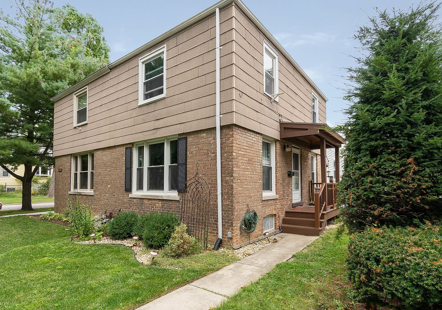 4003 Raymond Ave, Brookfield, IL 60513 Zillow