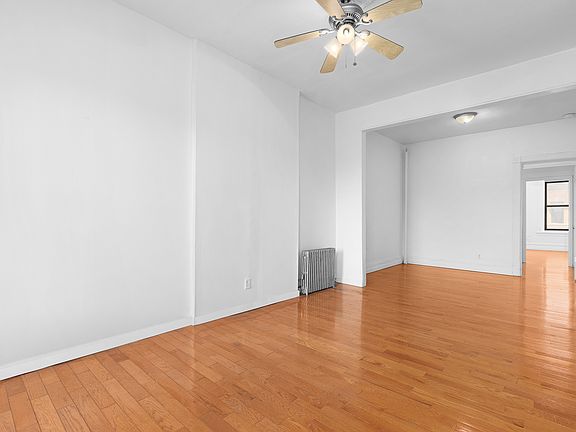 4th image of 168 15th St #3