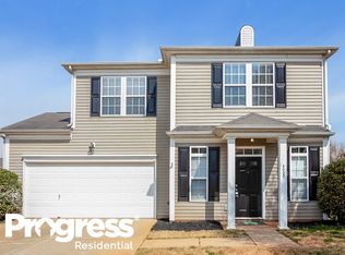 121 Sawhorse Dr, Mooresville, NC 28115
