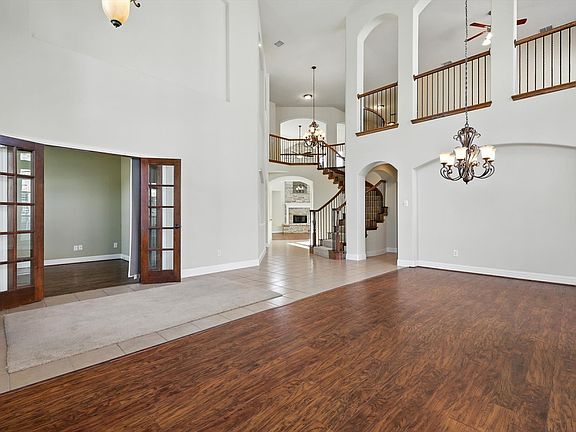5th image of 1706 Mapleleaf Dr