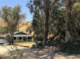 16166 Sierra Hwy, Saugus, CA 91390