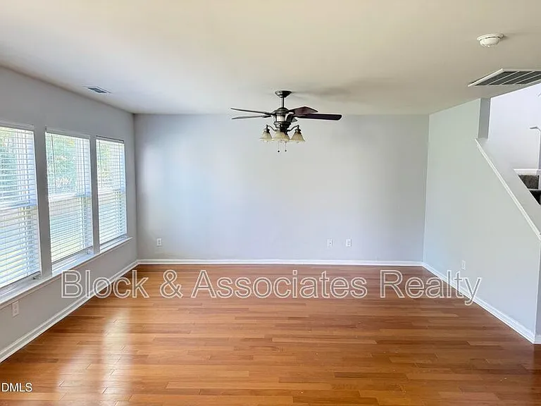 108 Poppy Hills Ct — Photo 7