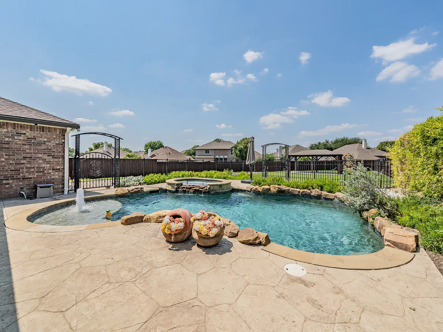 4 bed, 3125 sqft, $4,000 — Photo 3