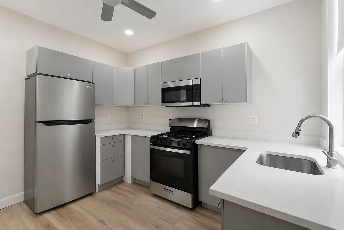 Building Photo - 520 Lowell St #1