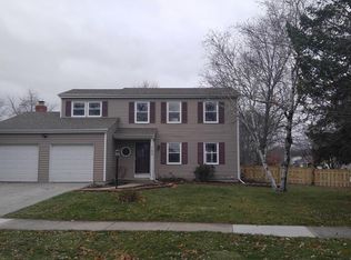 160 Edgewood Dr, Perrysburg, OH 43551